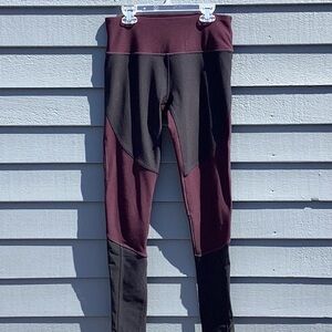 Mondetta Black and Purple Leggings Small